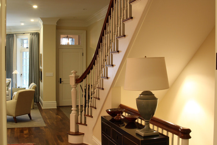 Professional painting of Gold Coast Chicago residential entryway